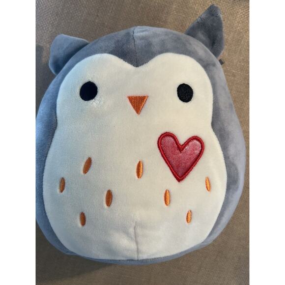 Squishmallows Kellytoy Gray Owl with Red Heart--Perfect for VALENTINES DAY - Picture 6 of 8
